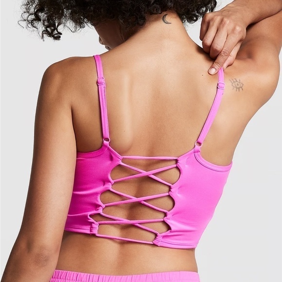 VS Pink Ultimate Lightly Lined Strappy-Back Sports Bra Pink or Black Small crop - Picture 1 of 10